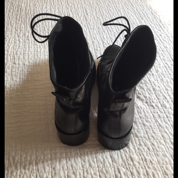 EUC Elizabeth & James “Wilda” black booties - Picture 10 of 14